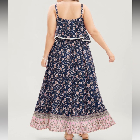 Bandana Print Spaghetti Strap Pocket Ruffles Asymmetrical Hem Maxi Dress - Picture 3 of 3